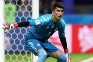 Thủ môn Iran lo gặp Việt Nam ở Asian Cup