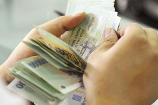 Thưởng Tết ở Hà Nội mức thấp nhất là 300.000 đồng
