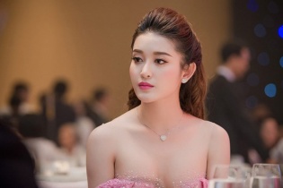 Huyền My lần đầu tiết lộ chuyện đám cưới và quan hệ với Kỳ Duyên