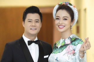 Jennifer Phạm hội ngộ chồng cũ Quang Dũng