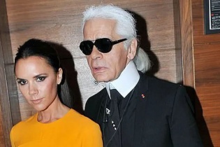 Vì sao nhà thiết kế Karl Lagerfeld qua đời?