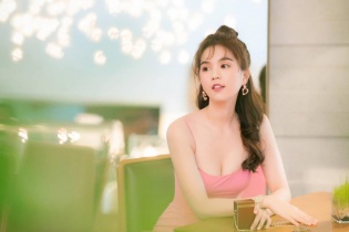Ngọc Trinh: "Mỗi cuộc tình có đời sống riêng"