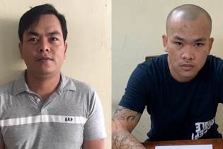 Phúc XO khai đeo vàng giả để nổi tiếng