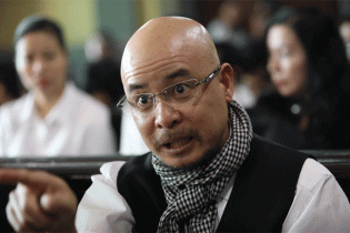 Viện kiểm sát kiến nghị hủy án ly hôn của vợ chồng Trung Nguyên