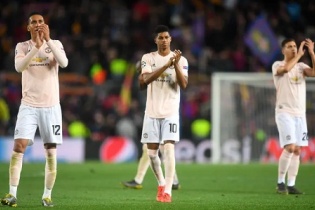 Man Utd nhận thất bại tệ nhất ở vòng knock-out Cup châu Âu