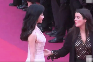 2 nữ diễn viên Trung Quốc bị ban tổ chức LHP Cannes 2019 "đuổi khéo" khỏi thảm đỏ