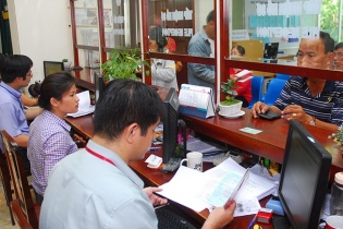 Từ 1/7: 11 việc cấm làm đối với cán bộ, công chức, viên chức