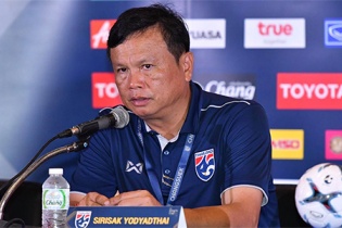 HLV Thái Lan thất vọng vì thua Việt Nam ở phút cuối