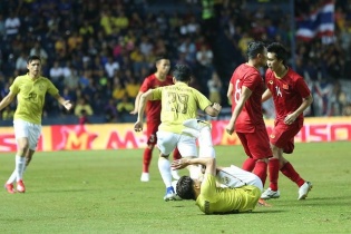 Báo Thái Lan: “Chúng ta thua đội tuyển Việt Nam vì thiếu Chanathip” 