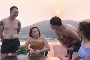 Phim Về nhà đi con tập 40: Thư đòi Vũ trả 500 đô nếu cưa đổ trai trong 5 phút