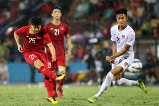 HLV Myanmar: "Chúng tôi thua Việt Nam vì quá sợ sệt"