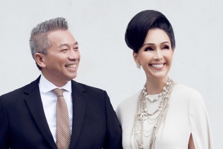 Diễm My cùng chồng đại gia đi sự kiện