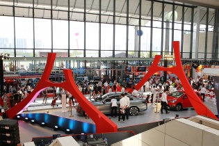 VinFast là tâm điểm tại triển lãm Vietnam AutoExpo 2019