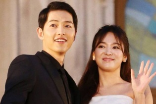 Sốc: Song Joong Ki bất ngờ đệ đơn ly dị Song Hye Kyo