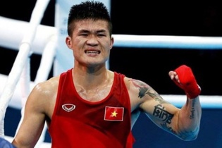 Võ sĩ Đình Hoàng: “Tôi không thể đấu chui với Flores” 