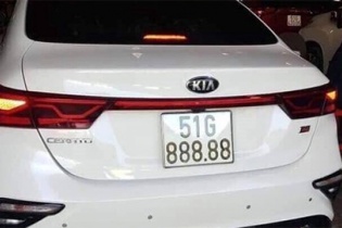 TPHCM: Sự thật về “bàn tay vàng trong làng bấm biển” sở hữu biển số xe 888.88