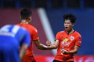 Tuyển Thái Lan triệu tập 8 nhân tố mới đấu Việt Nam