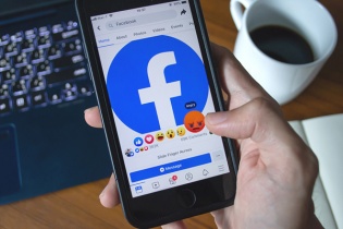 Facebook cho phép người dùng xóa lịch sử, tự kiểm soát dữ liệu