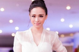 Hoa hậu Phương Nga vui khi được chào đón trở lại showbiz