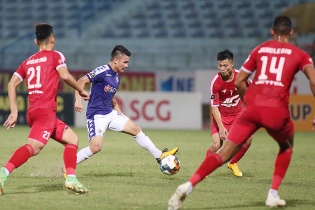 CLB Hà Nội tiến gần chức vô địch V-League 2019