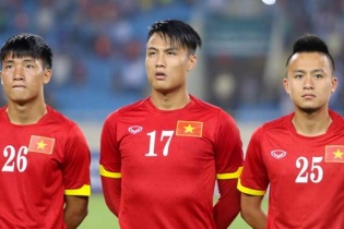 Danh sách tuyển Việt Nam: Mạc Hồng Quân, Huy Toàn được gọi