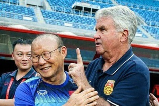 Liên đoàn bóng đá Trung Quốc lỗ nặng sau khi sa thải HLV Guus Hiddink