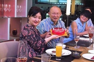 HLV Park Hang Seo mừng 2 năm đáng nhớ tại Việt Nam