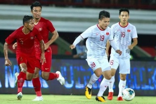 Nhiều đội bóng Nhật Bản và Thái Lan muốn tranh chữ ký của Quang Hải 