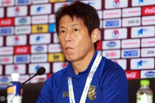 HLV Nishino: "Tôi bị áp lực trước khi gặp Việt Nam tại Mỹ Đình"