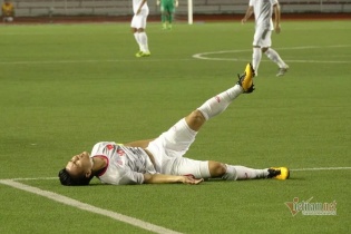 Quang Hải có khả năng vắng mặt trong trận quyết đấu Việt Nam và Thái Lan