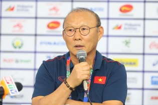 HLV Park Hang Seo: “Việt Nam sẽ có cả HCV bóng đá nam và nữ” 