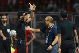 Báo Thái Lan lên án sự việc HLV Park Hang Seo bị làm khó ở SEA Games 