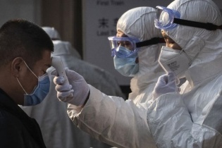 Số người chết vì virus Corona ở Trung Quốc tăng lên 803 người