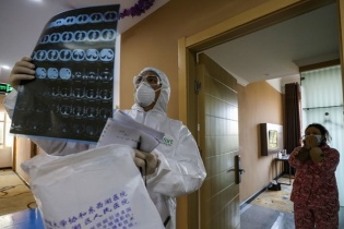 Thêm 248 người tử vong, số người nhiễm virus Covid-19 tăng hơn 14.000