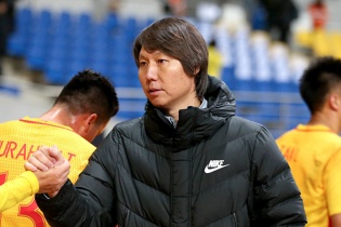 Trung Quốc đá vòng loại World Cup ở Thái Lan