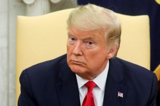 Lệnh "cấm cửa châu Âu" của Trump gây hỗn loạn