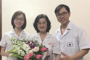 280 y, bác sĩ về hưu tình nguyện chống dịch: Tổ quốc gọi chúng tôi sẵn sàng