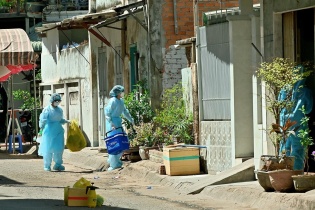 Thêm 4 trường hợp mắc COVID-19: Ba ca là người nhập cảnh