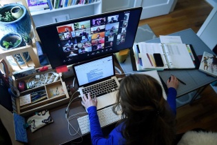 Cách sử dụng ứng dụng trực tuyến Zoom an toàn và bảo mật