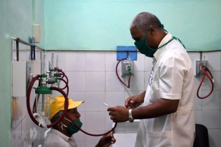 Cuba ghi nhận số ca mắc bệnh COVID-19 vượt quá 1.000 người