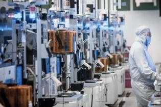 Mỹ thảo luận với các hãng chip điện tử để xây dựng nhà máy tại Mỹ