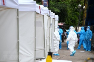 Thêm 1 ca mắc COVID-19 từ Nga trở về, cách ly sau khi nhập cảnh