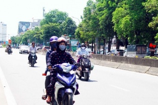 Nắng nóng gia tăng ở Bắc Bộ, Trung Bộ, có nơi đặc biệt gay gắt