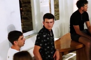 Đội trưởng Harry Maguire của Manchester United bị bắt vì đánh cảnh sát