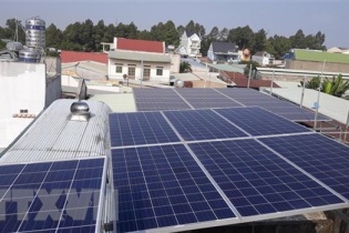 Hà Nội: Tập đoàn Hanwha hỗ trợ cung cấp hệ thống điện mặt trời