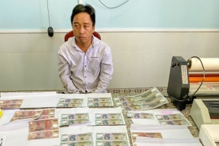 Cần Thơ: Bắt giữ hai đối tượng phối hợp sản xuất tiền giả