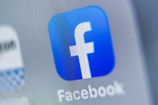 Facebook và Twitter gỡ bỏ nhiều mạng lưới thông tin sai lệch