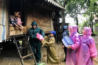 Quảng Trị: Huy động tối đa mọi nguồn lực hỗ trợ người dân vùng lũ