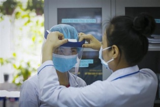 Đóng góp thầm lặng của các điều dưỡng trong cuộc chiến chống COVID-19