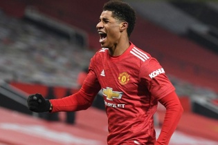 Rashford đưa Manchester United lên tốp 2 Premier League